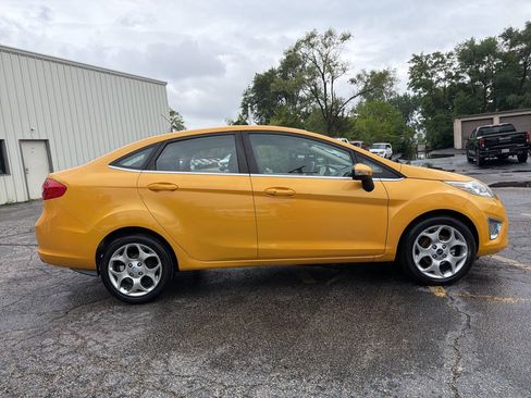 Used 2011 Ford Fiesta SEL w/ 301A Rapid Spec Order Code FWD image 9