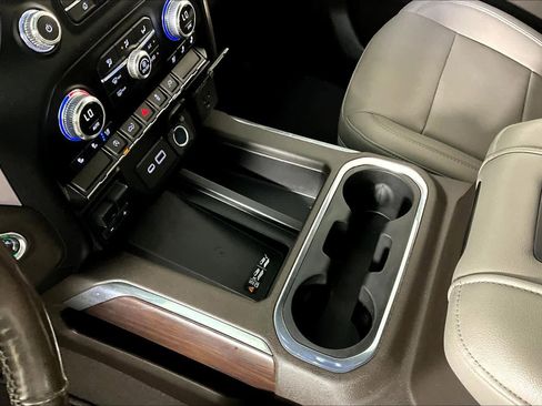 Used 2019 GMC Sierra 1500 SLT w/ SLT Premium Package image 14