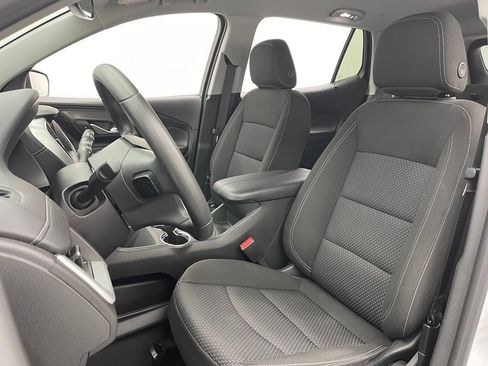 Used 2024 GMC Terrain SLE FWD image 16