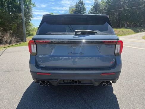 Used 2025 Ford Explorer ST w/ Sun And Sound Package AWD/4WD image 3