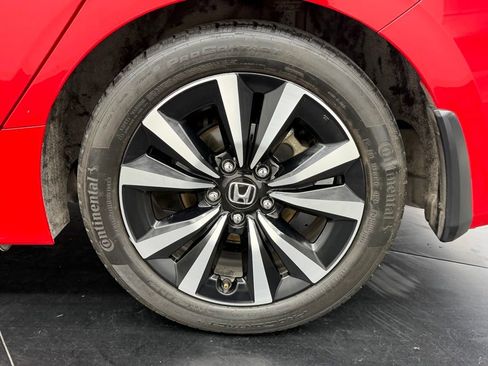 Used 2024 Honda Civic EX-L image 15