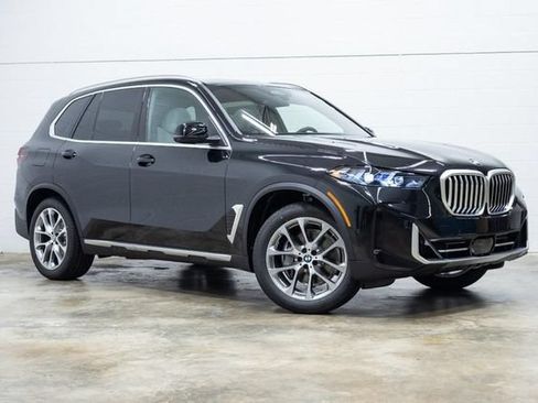 Certified 2026 BMW X5 xDrive40i w/ Premium Package AWD/4WD image 5