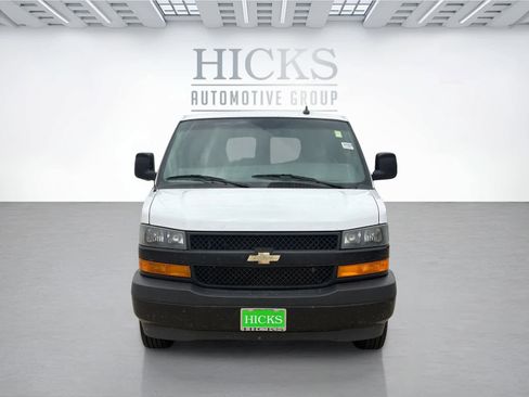 Used 2021 Chevrolet Express 2500 Extended w/ Driver Convenience Package RWD image 2