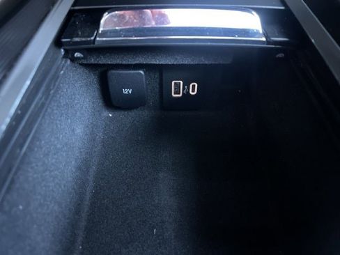 Used 2022 Lincoln Corsair Grand Touring w/ Elements Technology Bundle image 37