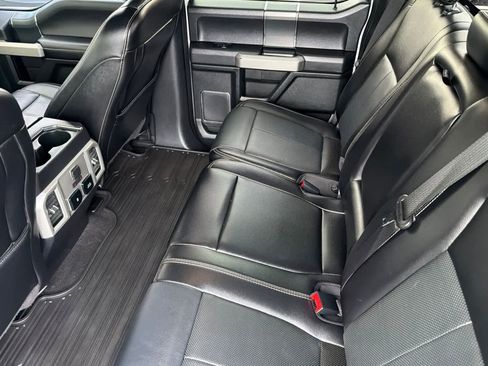 Used 2020 Ford F150 Lariat w/ Equipment Group 502A Luxury image 4