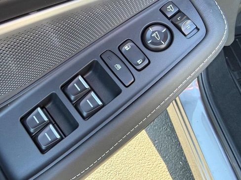 Used 2026 Acura MDX SH-AWD w/ Technology Package image 11