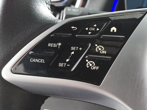 Used 2025 Mercedes-Benz GLB 250 image 25