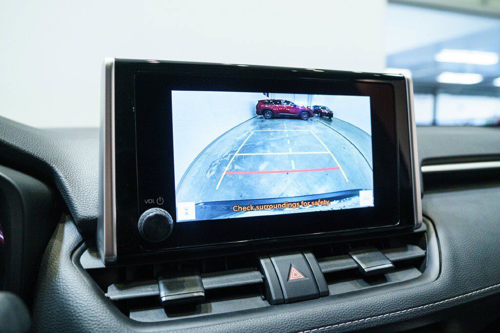 Certified 2025 Toyota RAV4 LE AWD/4WD image 21