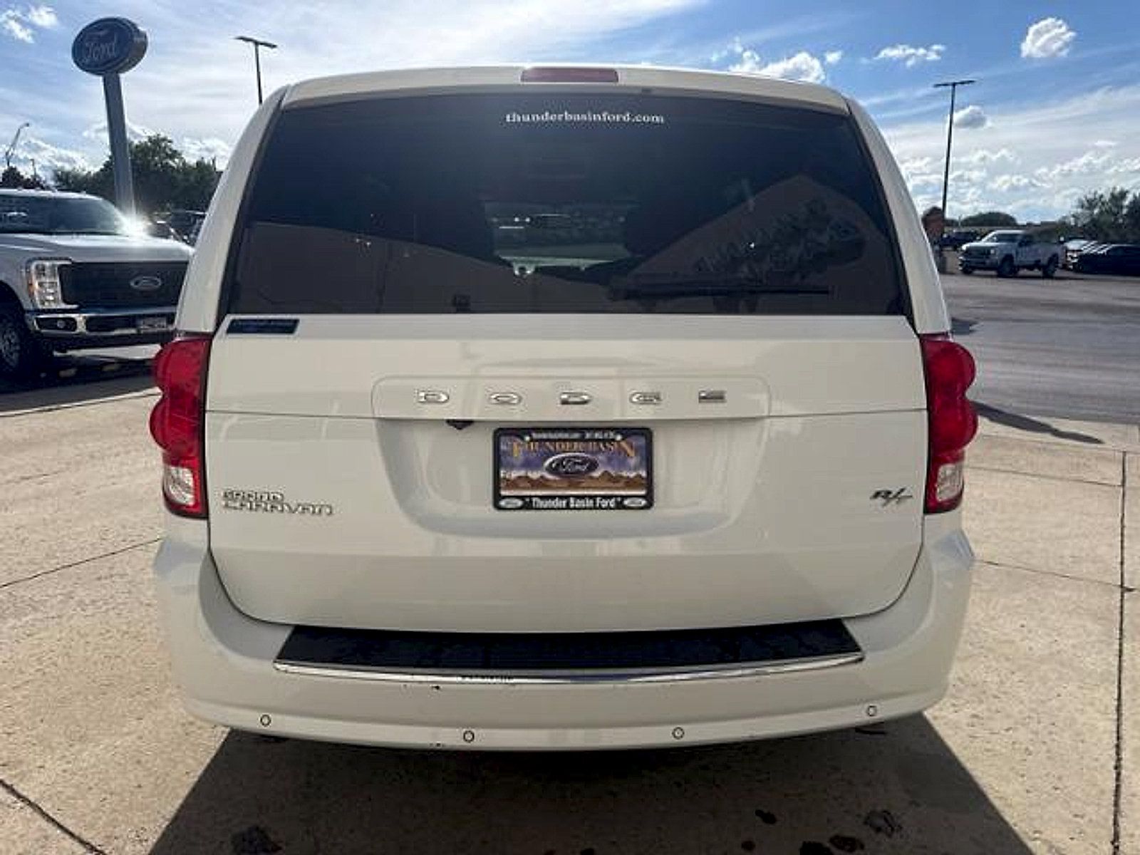 Used 2015 Dodge Grand Caravan R/T w/ Safety Sphere Group FWD image 6