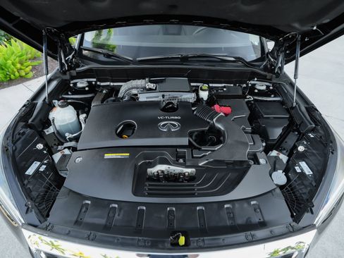 Used 2019 INFINITI QX50 Luxe w/ Navigation Package image 41