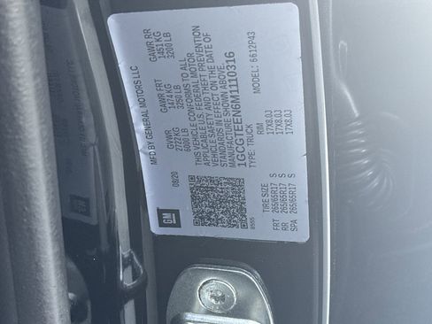 Used 2021 Chevrolet Colorado ZR2 w/ Colorado ZR2 Bison Edition image 29