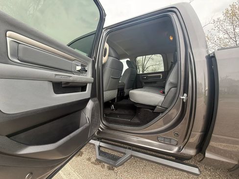 Used 2016 RAM 1500 Big Horn AWD/4WD image 11