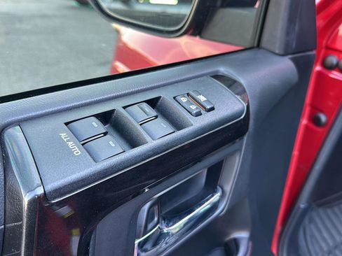 Used 2022 Toyota 4Runner TRD Off-Road image 27