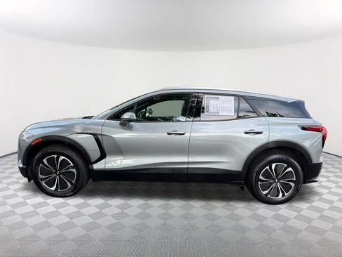 Used 2024 Chevrolet Blazer EV LT AWD/4WD image 8