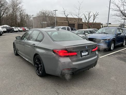Used 2022 BMW M550i xDrive w/ Executive Package image 6