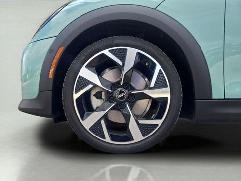 Used 2025 MINI Cooper S FWD image 11