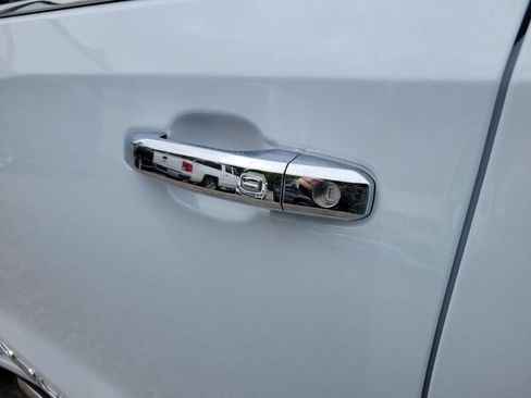 New 2026 GMC Sierra 1500 Denali AWD/4WD image 9
