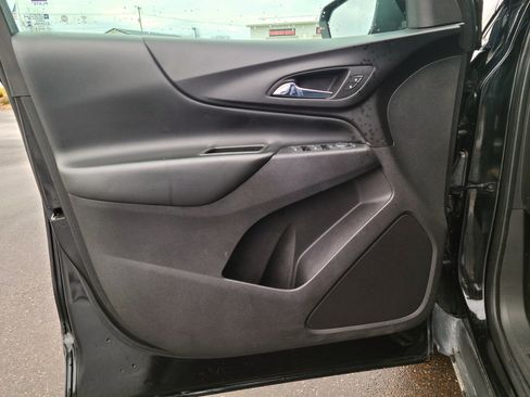 Used 2022 Chevrolet Equinox LT image 8