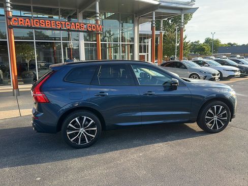 Used 2024 Volvo XC60 B5 Plus w/ Protection Package Premier AWD/4WD image 3