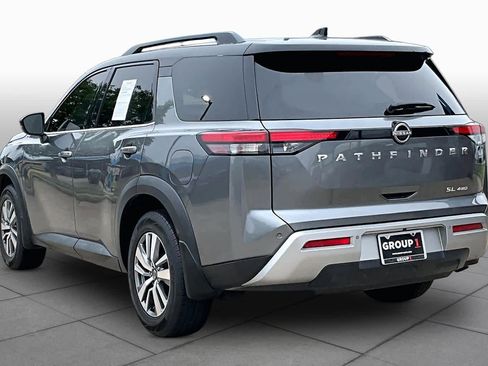 Used 2022 Nissan Pathfinder SL AWD/4WD image 12