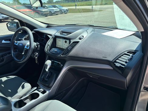 Used 2016 Ford Escape SE w/ Equipment Group 201A image 24