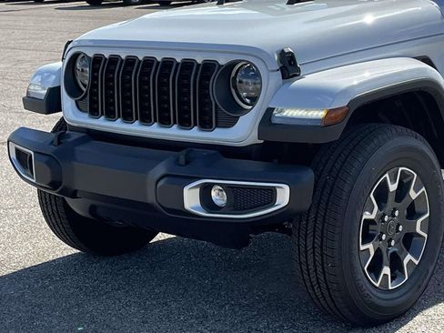 New 2026 Jeep Gladiator Sport AWD/4WD image 7