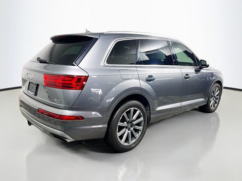 Used 2018 Audi Q7 3.0T Premium Plus w/ Premium Plus Package AWD/4WD image 4