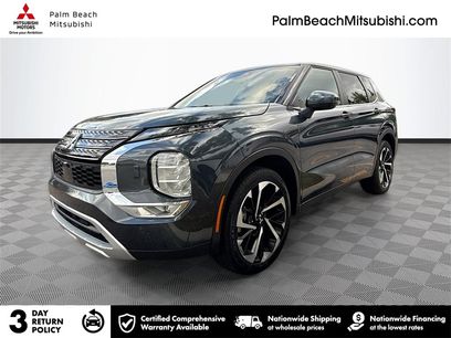 Used 2024 Mitsubishi Outlander SE