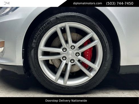 Used 2014 Tesla Model S P85 image 39