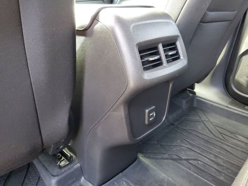 Certified 2024 Chevrolet Equinox LT image 28