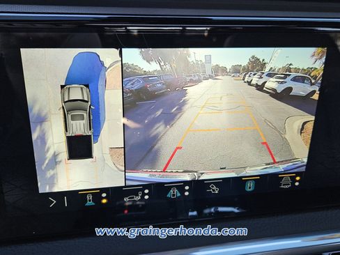 Used 2023 GMC Sierra 1500 Denali w/ Technology Package image 16