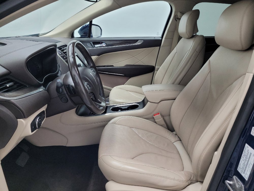 Used 2019 Lincoln MKC Reserve AWD/4WD image 17
