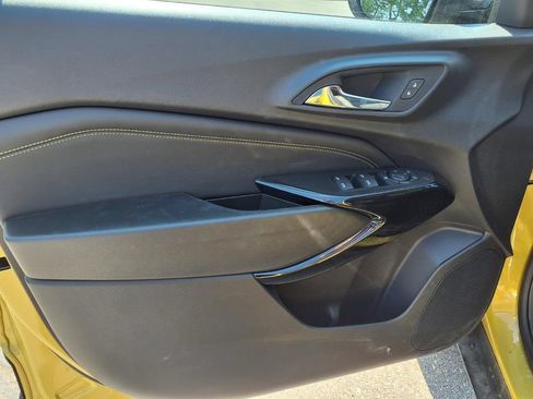 Used 2025 Chevrolet Trax ACTIV FWD image 19