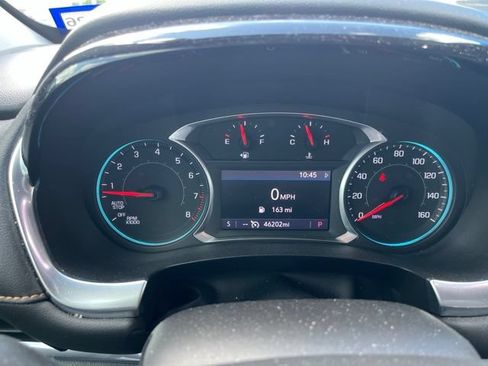 Used 2020 Chevrolet Traverse LT w/ LPO, Floor Liner Package FWD image 17