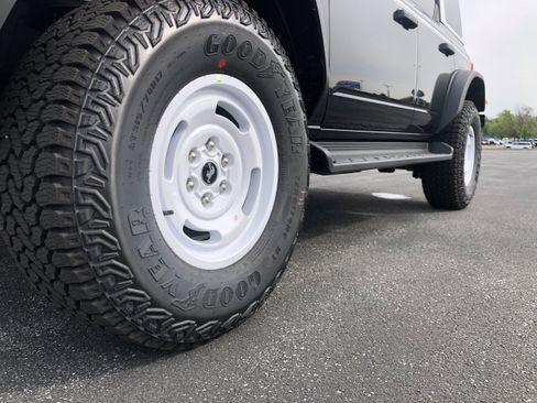 New 2025 Ford Bronco Heritage Edition image 47