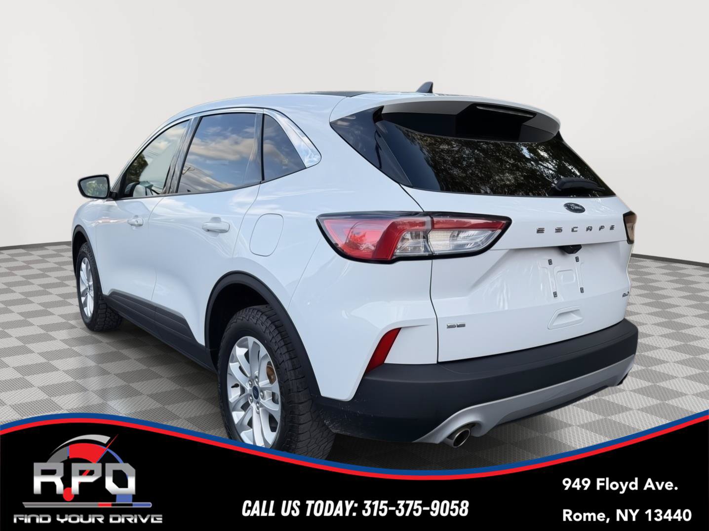 Used 2021 Ford Escape SE w/ Convenience Package AWD/4WD image 3