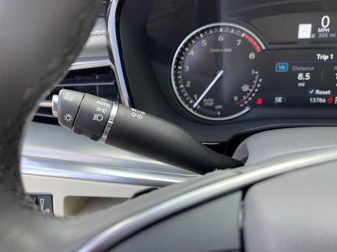 Certified 2025 Cadillac XT5 Premium Luxury image 23