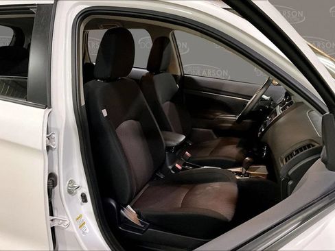Used 2019 Mitsubishi Outlander Sport LE AWD/4WD image 18