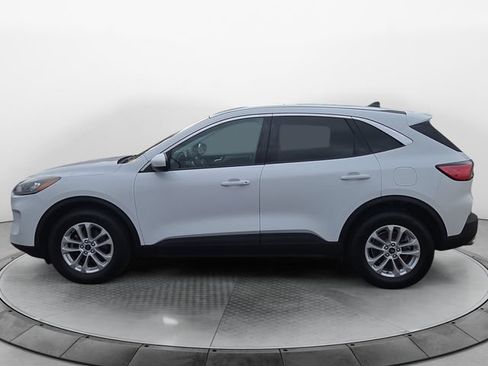 Used 2021 Ford Escape SE AWD/4WD image 2