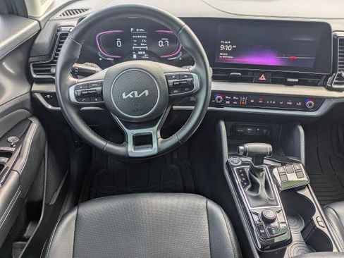 Used 2023 Kia Sportage EX FWD image 16