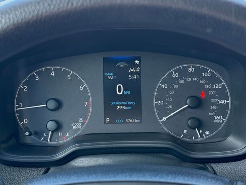 Used 2025 Toyota Corolla LE FWD image 40