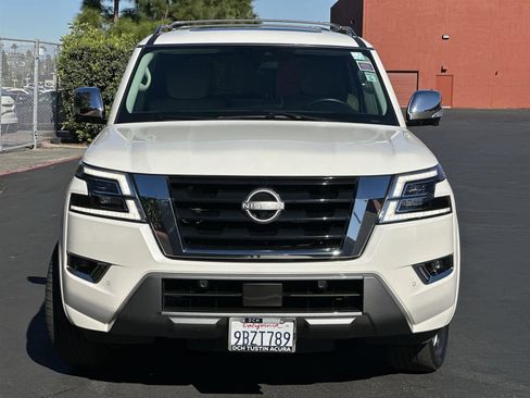 Used 2022 Nissan Armada Platinum w/ Captain's Chairs Package image 6