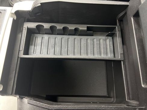 Used 2016 Ford F150 Lariat image 25