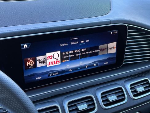 New 2026 Mercedes-Benz GLS 450 4MATIC image 16