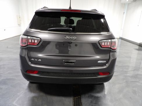 Used 2021 Jeep Compass Latitude AWD/4WD image 5