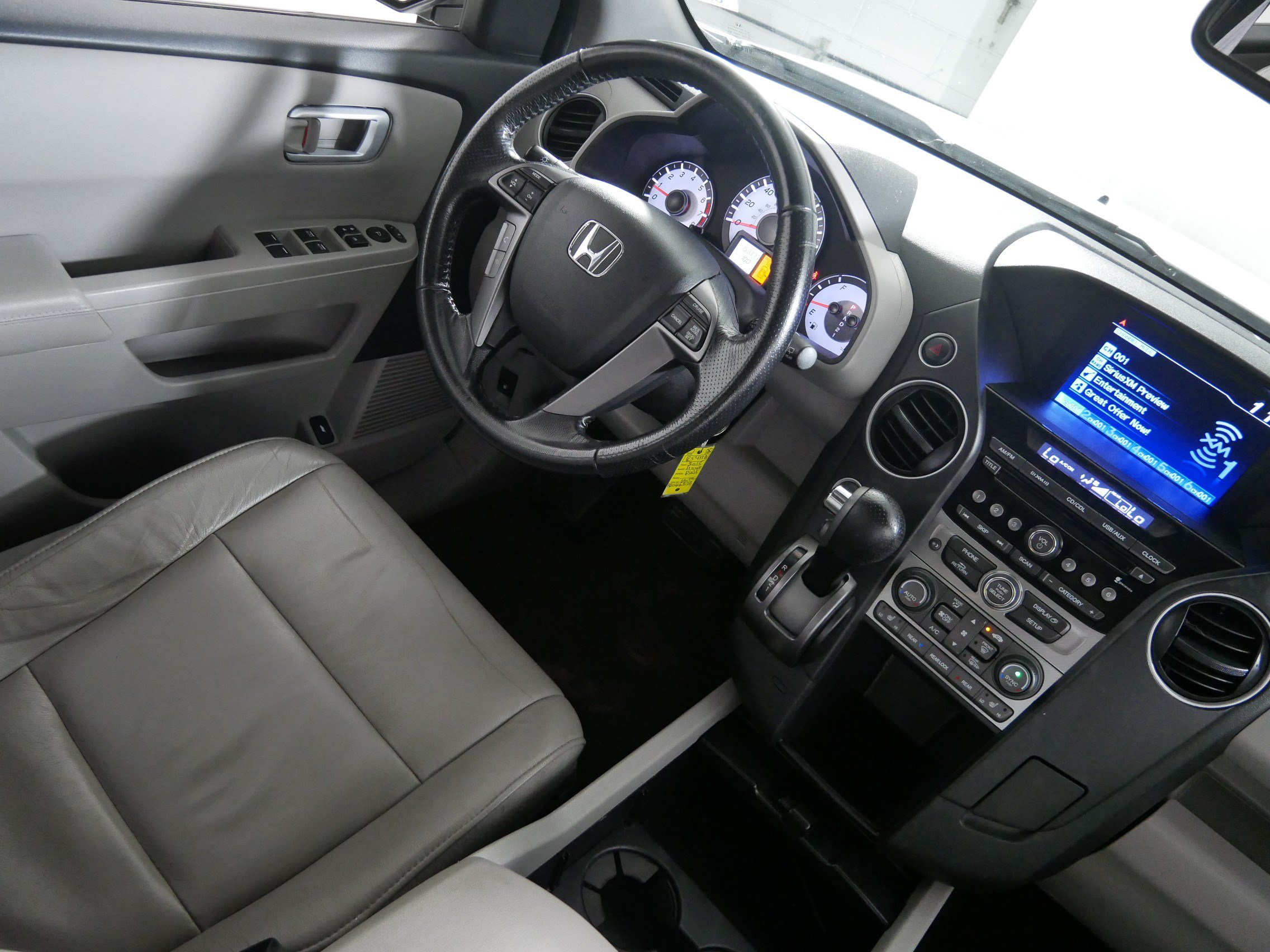 Used 2015 Honda Pilot EX-L image 9