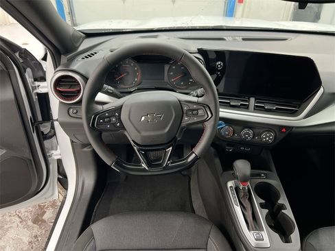 New 2026 Chevrolet Trax RS image 11