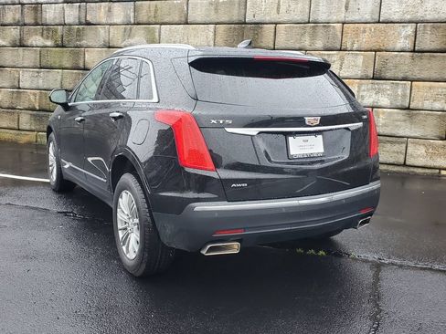 Used 2017 Cadillac XT5 Luxury w/ Driver Awareness Package AWD/4WD image 3