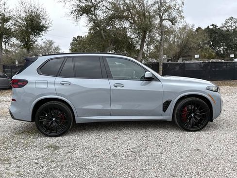 New 2026 BMW X5 xDrive40i w/ Executive Package image 2