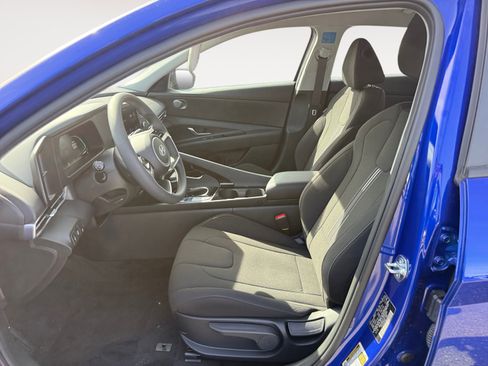 New 2026 Hyundai Elantra Blue image 10